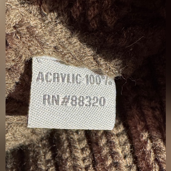 CC Slouch Adult Beanie Hat - Picture 2 of 4